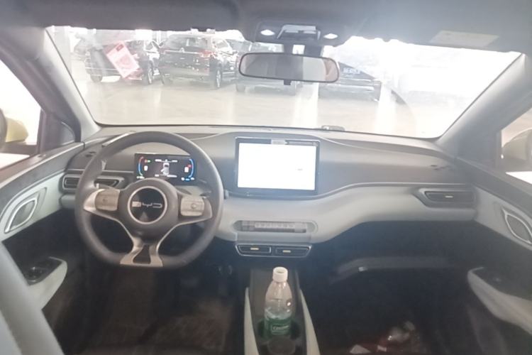 Used BYD Seagull 2024 Honor Edition 305km Dynamic Version Center Console