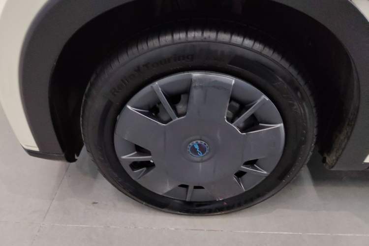 Used BYD Seagull 2024 Honor Edition 305km Dynamic Version Left Front Wheel Hub