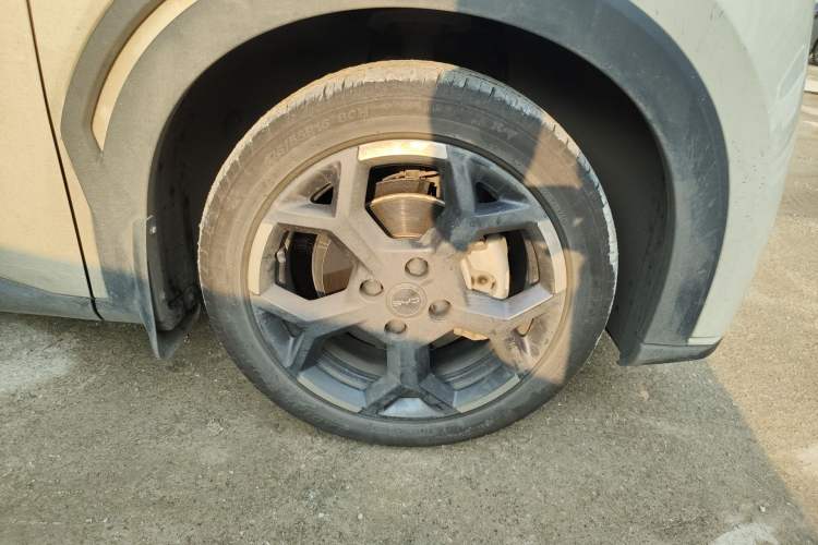 Used BYD Seagull 2024 Honor Edition 305km Freedom Version Right Front Wheel Hub
