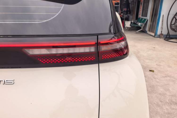 Used BYD Seagull 2024 Honor Edition 405km Flying Version Right Rear Taillight