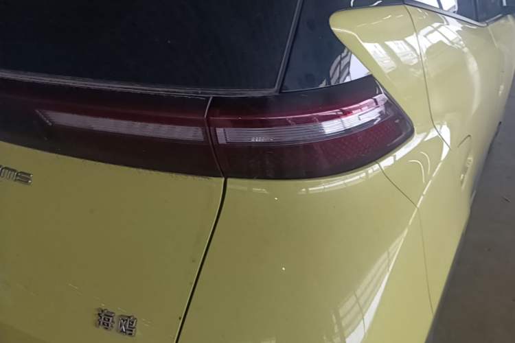 Used BYD Seagull 2024 Honor Edition 305km Dynamic Version Right Rear Taillight