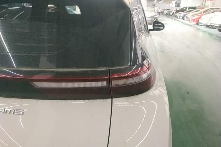 Used BYD Seagull 2024 Honor Edition 405km Flying Version Right Rear Taillight