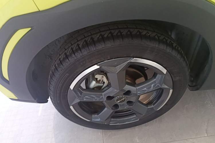 Used BYD Seagull 2024 Honor Edition 405km Flying Version Right Rear Wheel Hub