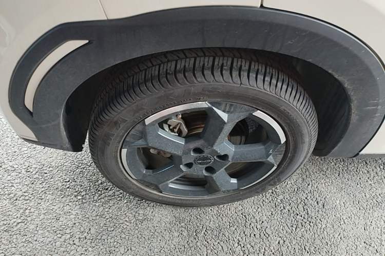 Used BYD Seagull 2024 Honor Edition 305km Dynamic Version Right Rear Wheel Hub
