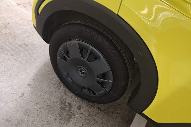 Used BYD Seagull 2024 Honor Edition 305km Dynamic Version Right Rear Wheel Hub