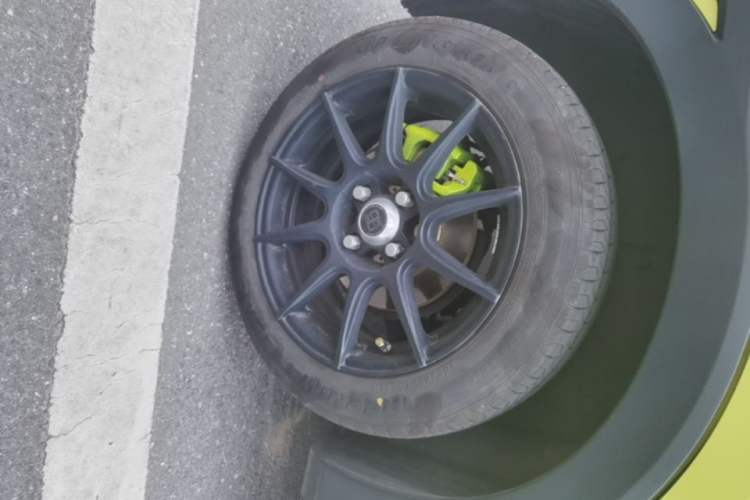 Used BYD Seagull 2024 Honor Edition 305km Dynamic Version Right Rear Wheel Hub