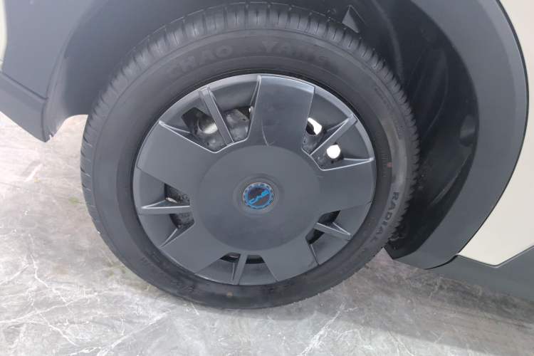 Used BYD Seagull 2024 Honor Edition 305km Dynamic Version Right Rear Wheel Hub