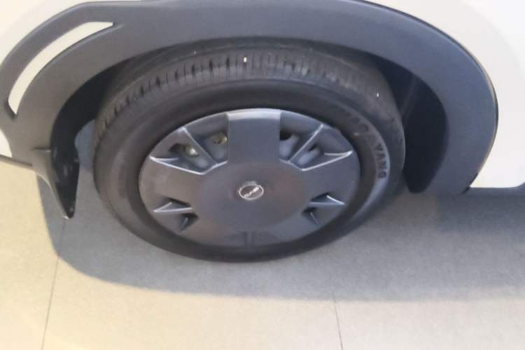Used BYD Seagull 2024 Honor Edition 305km Dynamic Version Right Rear Wheel Hub