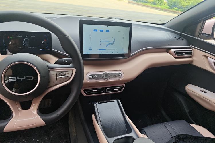 Used BYD Seagull 2025 Intelligent Driving Version 305 km Dynamic Edition Audio And AC Panel