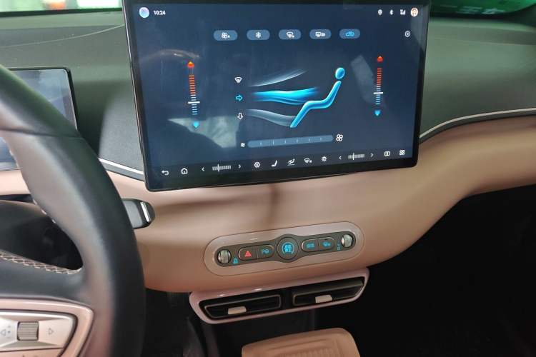 Used BYD Seagull 2025 Smart Drive Version 305 km Freedom Edition Audio And AC Panel