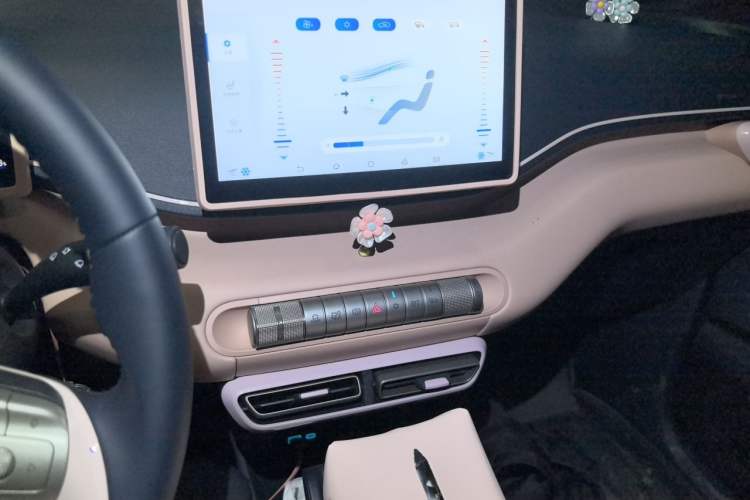 Used BYD Seagull 2025 305 km Free Version Audio And AC Panel