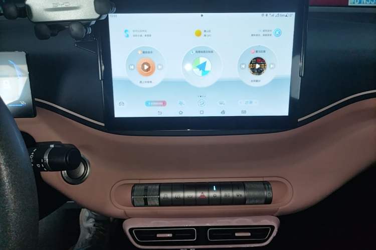 Used BYD Seagull 2025 305km Active Version Audio And AC Panel