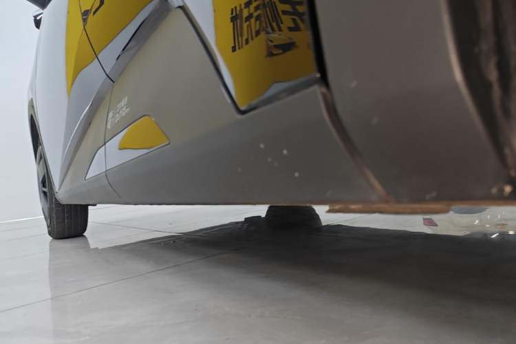 Used BYD Seagull 2025 305km Active Version Left Side Sill
