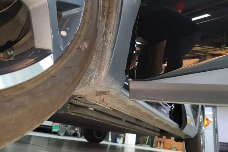 Used BYD Seagull 2025 305 km Free Version Left Side Sill