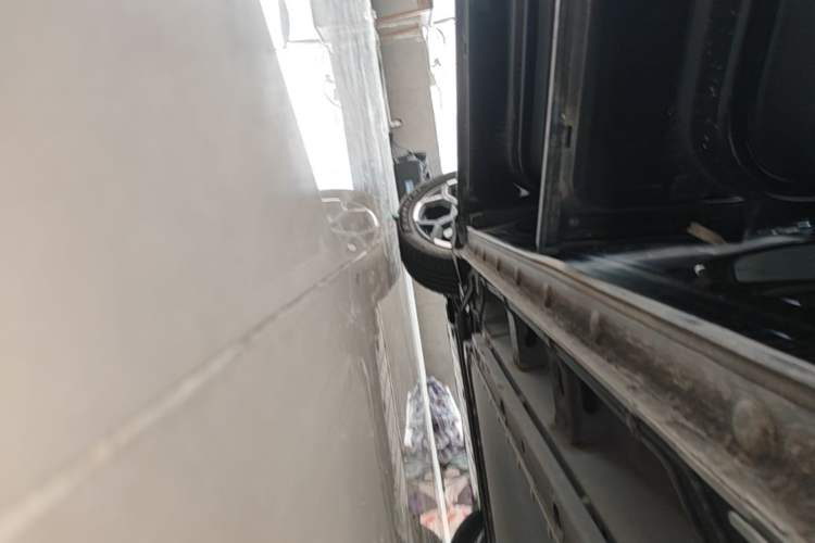 Used BYD Seagull 2025 305 km Free Version Left Side Sill