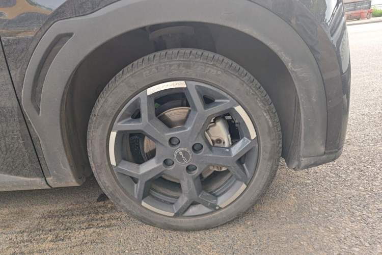 Used BYD Seagull 2025 305 km Free Version Right Front Wheel Hub