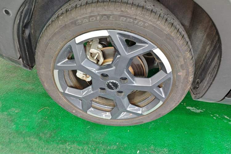 Used BYD Seagull 2025 Intelligent Driving Version 405 km Flying Edition Right Rear Wheel Hub