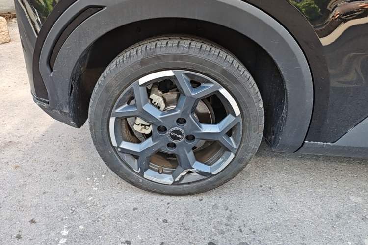 Used BYD Seagull 2025 305 km Free Version Right Rear Wheel Hub