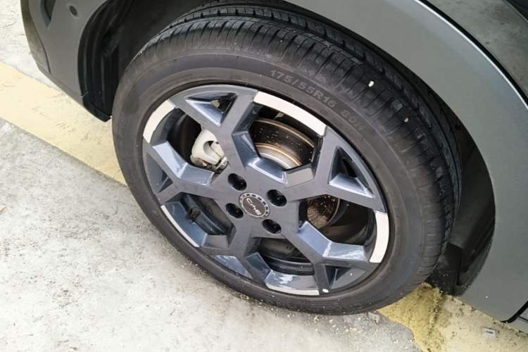 Used BYD Seagull 2025 Smart Drive Version 305 km Freedom Edition Right Rear Wheel Hub