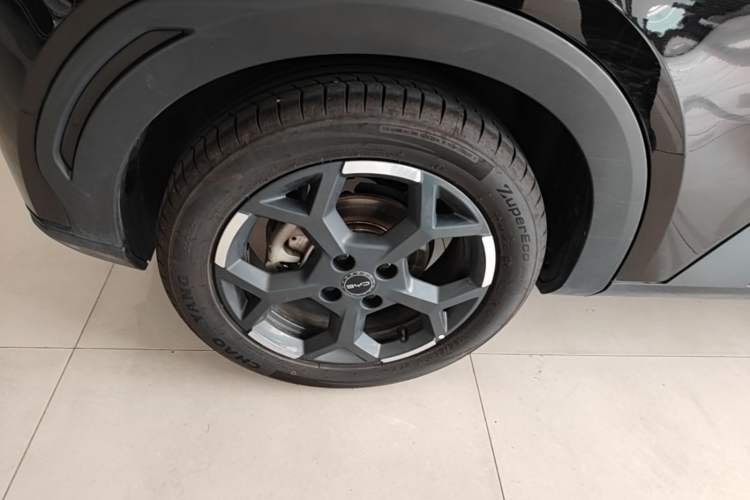 Used BYD Seagull 2025 305 km Free Version Right Rear Wheel Hub