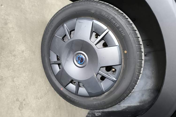 Used BYD Seagull 2025 Intelligent Driving Version 305 km Dynamic Edition Right Rear Wheel Hub