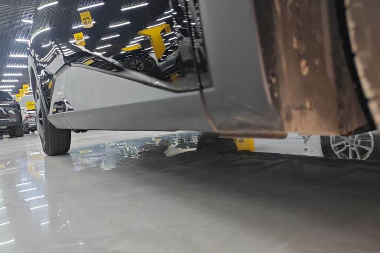 Used BYD Seagull 2025 305km Active Version Right Side Sill