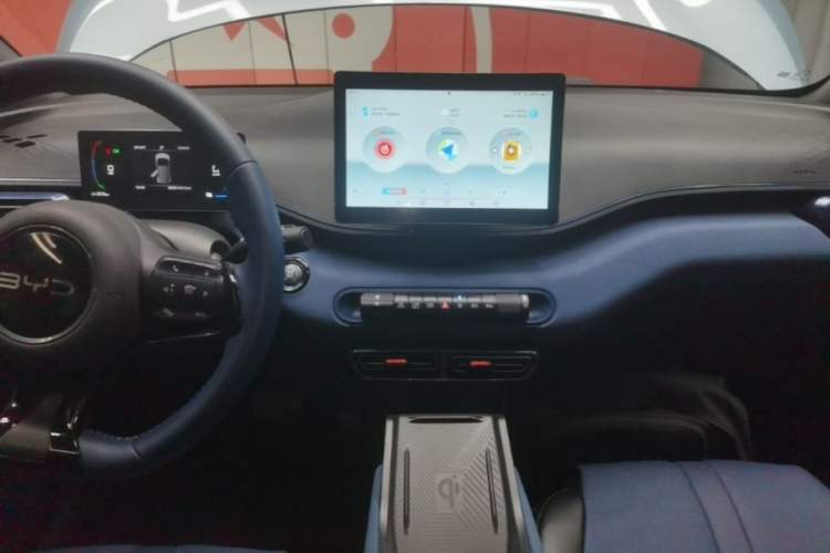 Used BYD Seagull 2025 305 km Free Version Audio And AC Panel