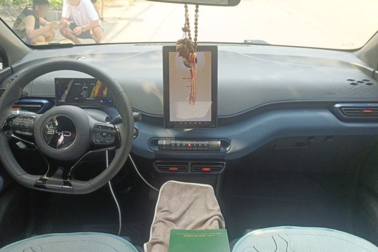 Used BYD Seagull 2025 305km Active Version Center Console