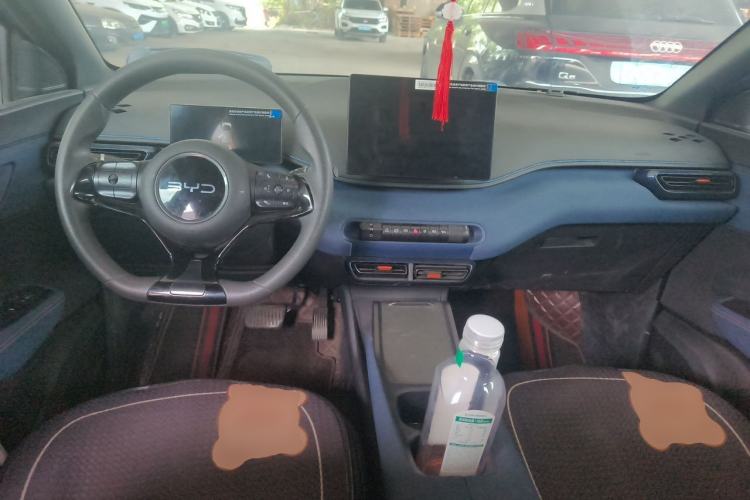 Used BYD Seagull 2025 305km Active Version Center Console
