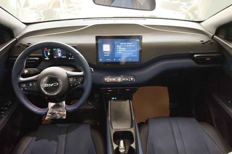 Used BYD Seagull 2025 Model Smart Drive Version 405km Free-Spirited Version Center Console