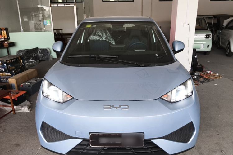 Used BYD Seagull 2025 Model Smart Drive Version 405km Free-Spirited Version Front