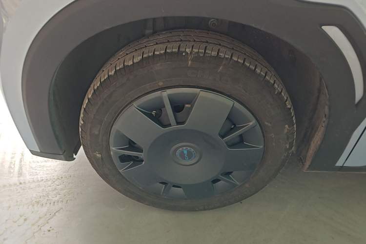 Used BYD Seagull 2025 Intelligent Driving Version 305 km Dynamic Edition Left Front Wheel Hub