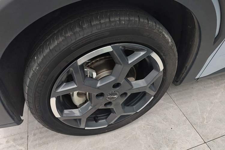 Used BYD Seagull 2025 305 km Free Version Left Front Wheel Hub