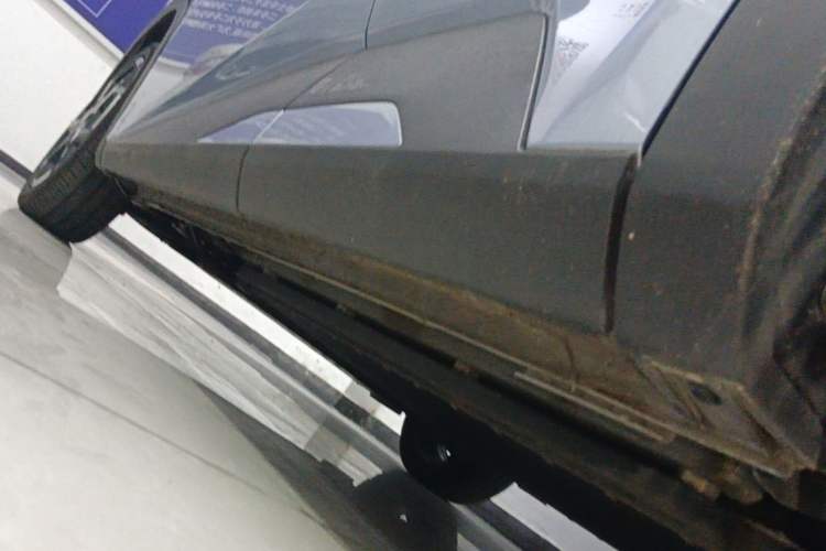 Used BYD Seagull 2025 305 km Free Version Left Side Sill