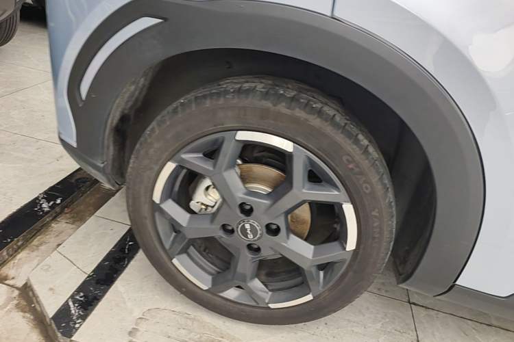 Used BYD Seagull 2025 305 km Free Version Right Rear Wheel Hub