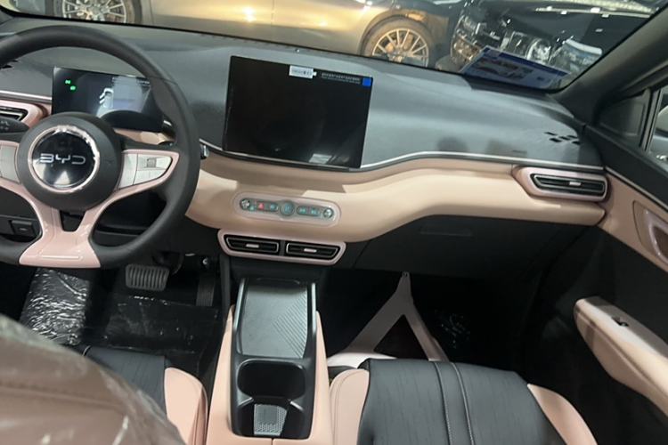 Used BYD Seagull 2025 Intelligent Driving Version 305 km Dynamic Edition Interior 3