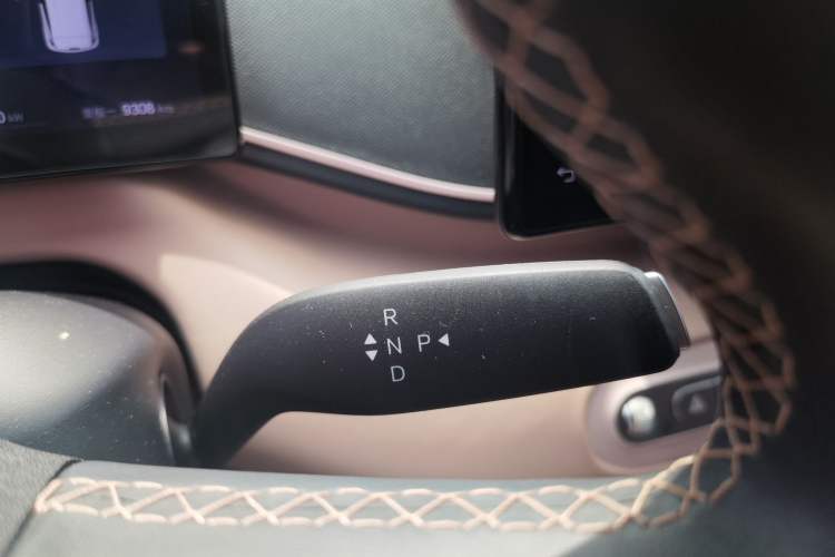 Used BYD Seagull 2025 Smart Drive Version 305 km Freedom Edition Gear Lever