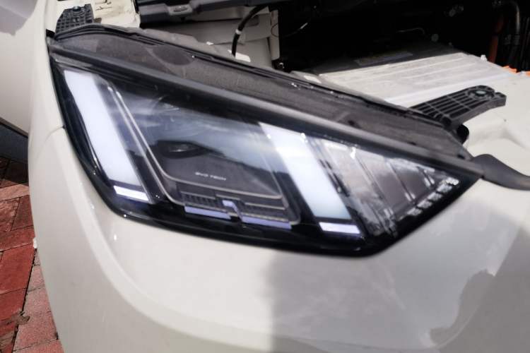 Used BYD Seagull 2025 Smart Drive Version 305 km Freedom Edition Right Front Headlight