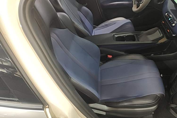 Used BYD Seagull 2025 Intelligent Driving Version 305 km Dynamic Edition Right Front Seat