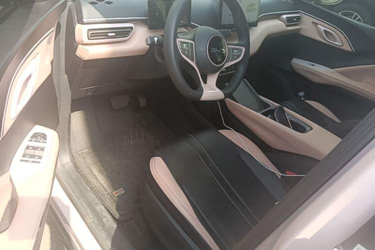 Used BYD Seagull 2025 Intelligent Driving Version 305 km Dynamic Edition Driver Seat