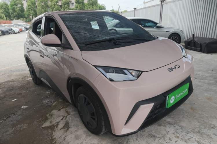 Used BYD Seagull 2025 305km Active Version Front Right 45 Deg