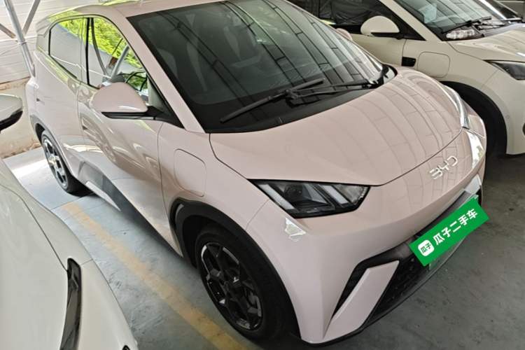 Used BYD Seagull 2025 305 km Free Version Front Right 45 Deg