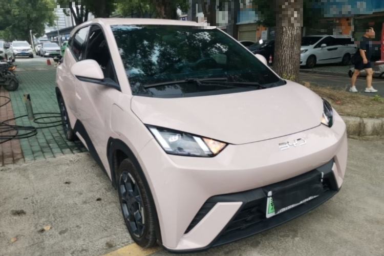 Used BYD Seagull 2025 305 km Free Version Front Right 45 Deg
