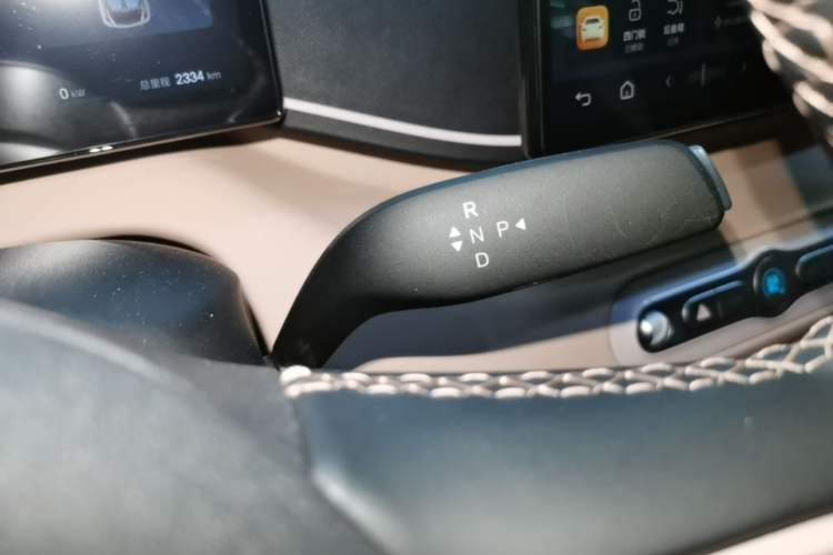 Used BYD Seagull 2025 Smart Drive Version 305 km Freedom Edition Gear Lever