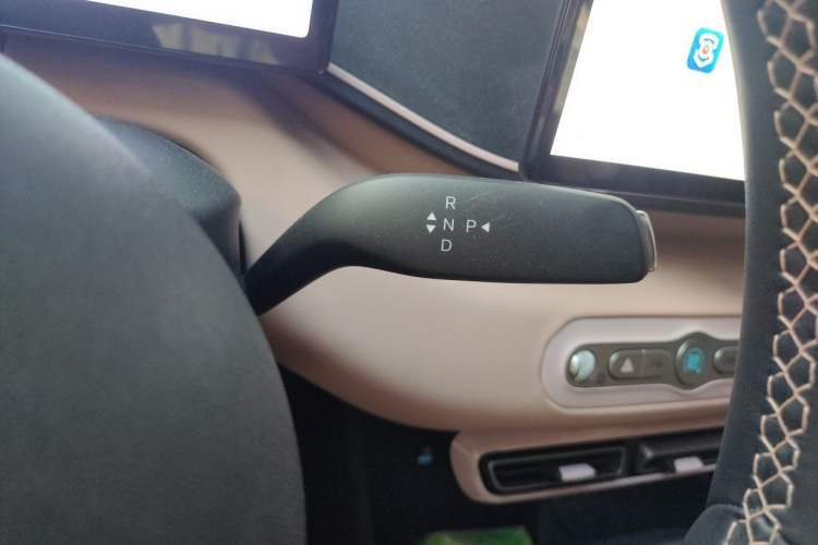Used BYD Seagull 2025 305 km Free Version Gear Lever