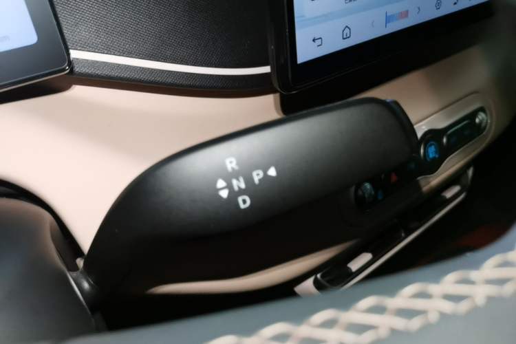 Used BYD Seagull 2025 Intelligent Driving Version 405 km Flying Edition Gear Lever