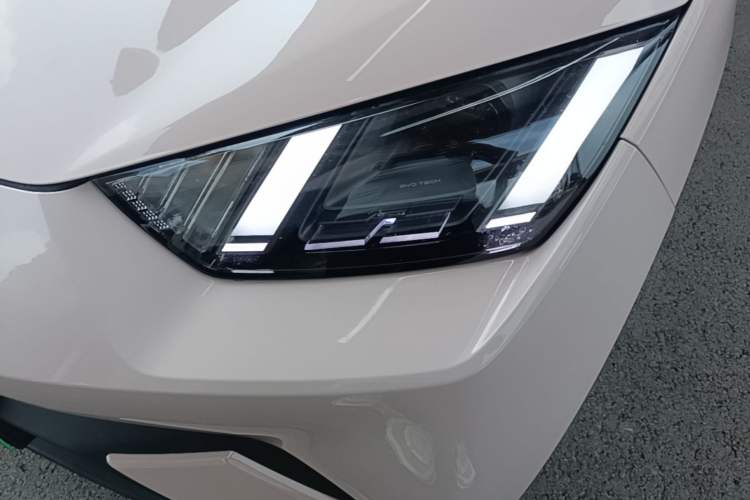 Used BYD Seagull 2025 305 km Free Version Left Front Headlight