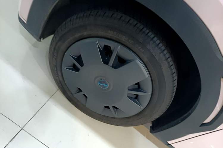 Used BYD Seagull 2025 305km Active Version Left Front Wheel Hub