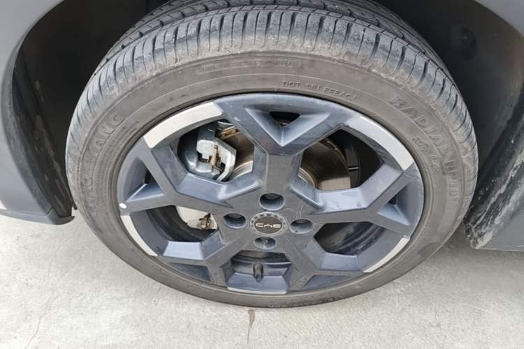 Used BYD Seagull 2025 Smart Drive Version 305 km Freedom Edition Left Front Wheel Hub