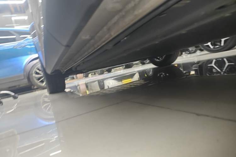 Used BYD Seagull 2025 Smart Drive Version 305 km Freedom Edition Left Side Sill
